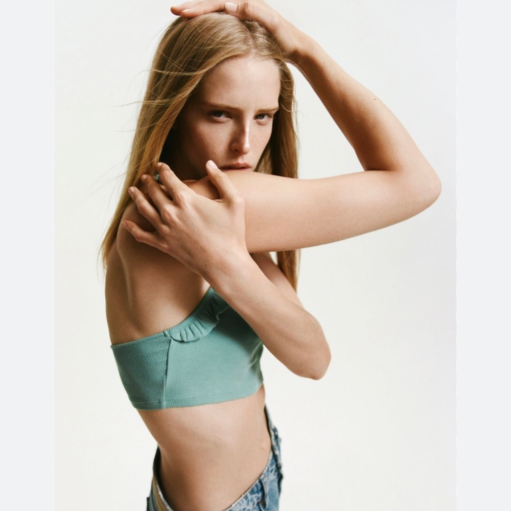 Zara Ruffled Crop Top - Picture 2 of 6